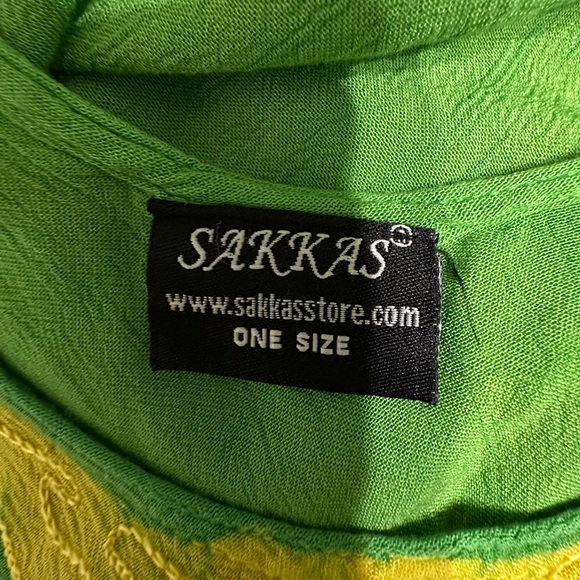🛍️Sakkas one size sleeveless dress green and yellow embroidered. - Picture 2 of 9